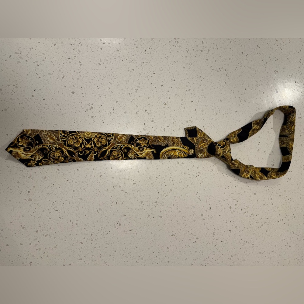 Gianni Versace Men Tie 100% Silk